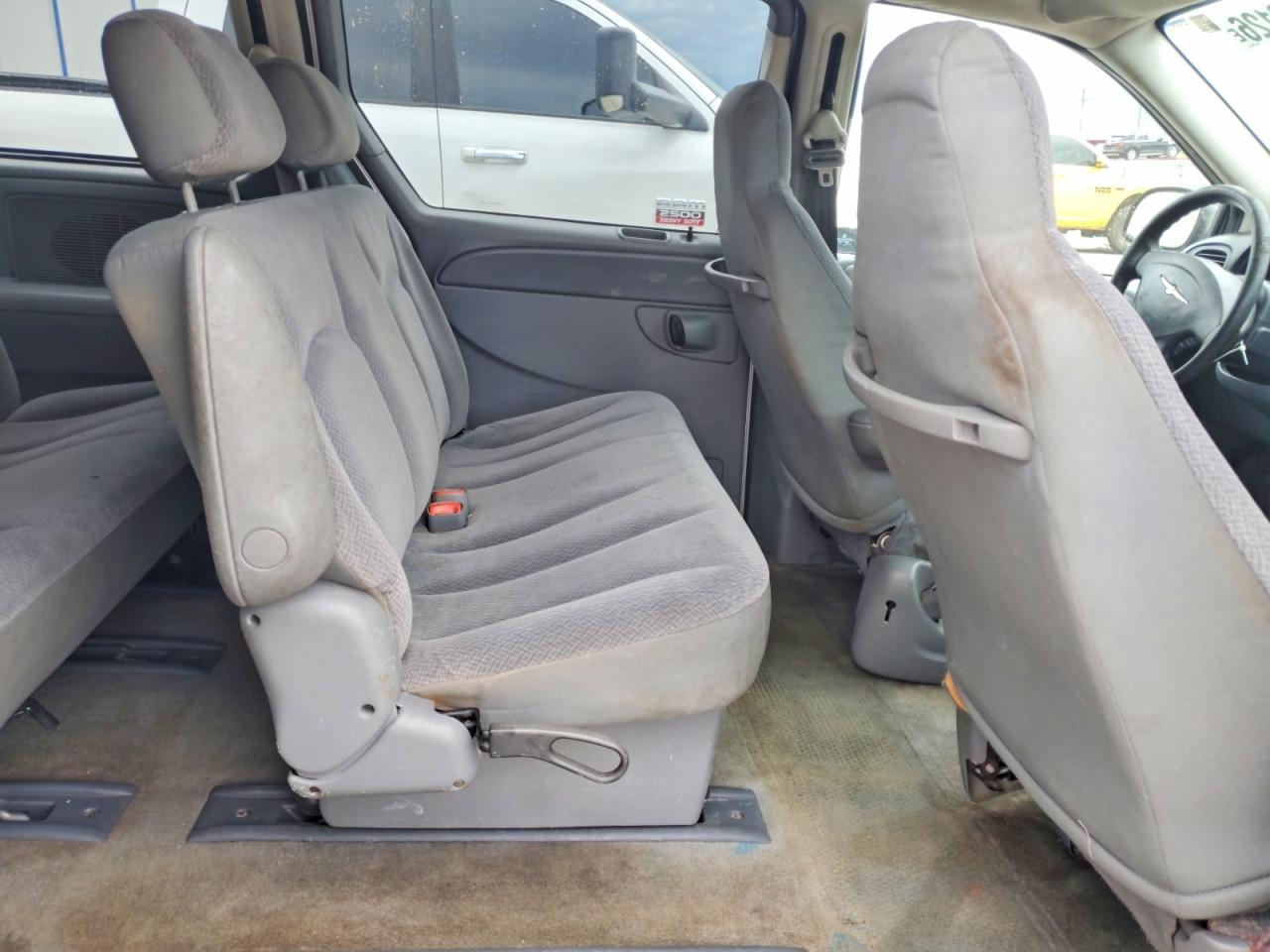 2005 CHRYSLER TOWN & COUNTRY photo 21