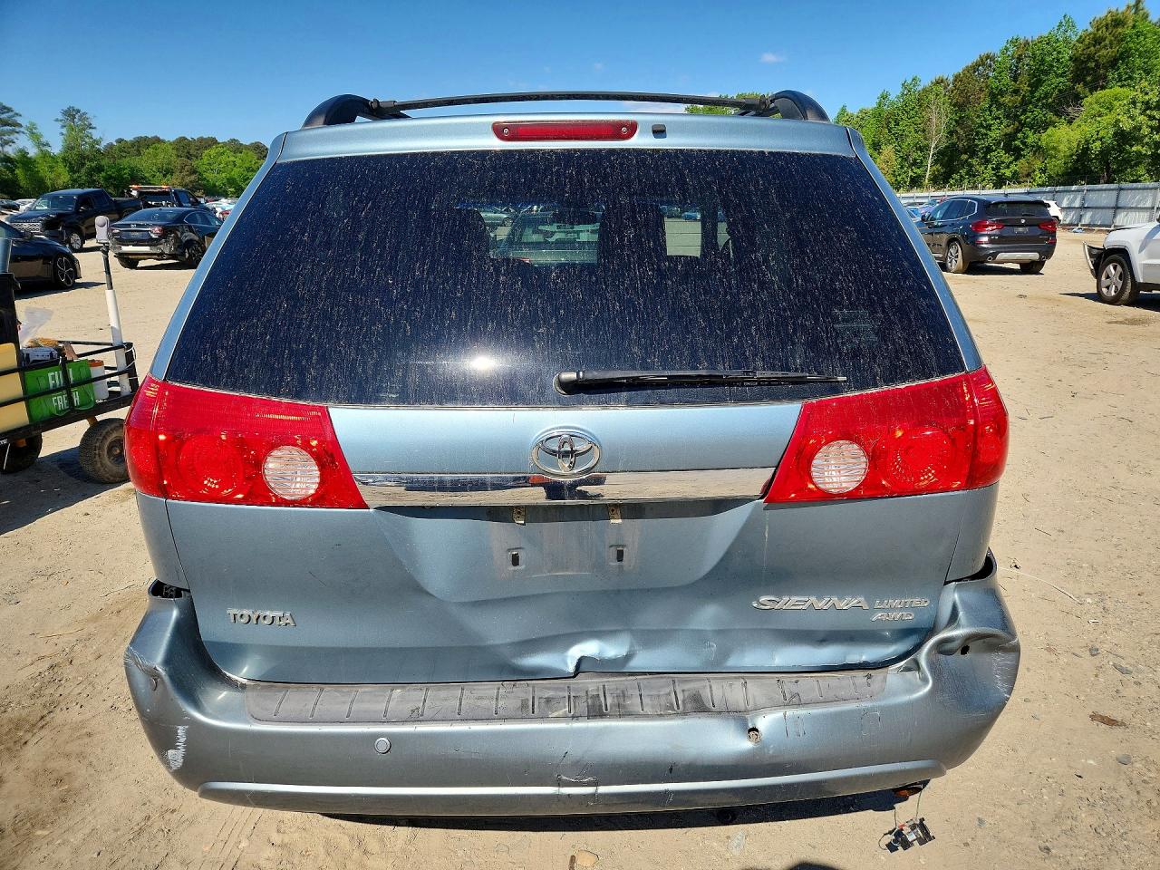 2009 TOYOTA SIENNA LIMITED photo 11
