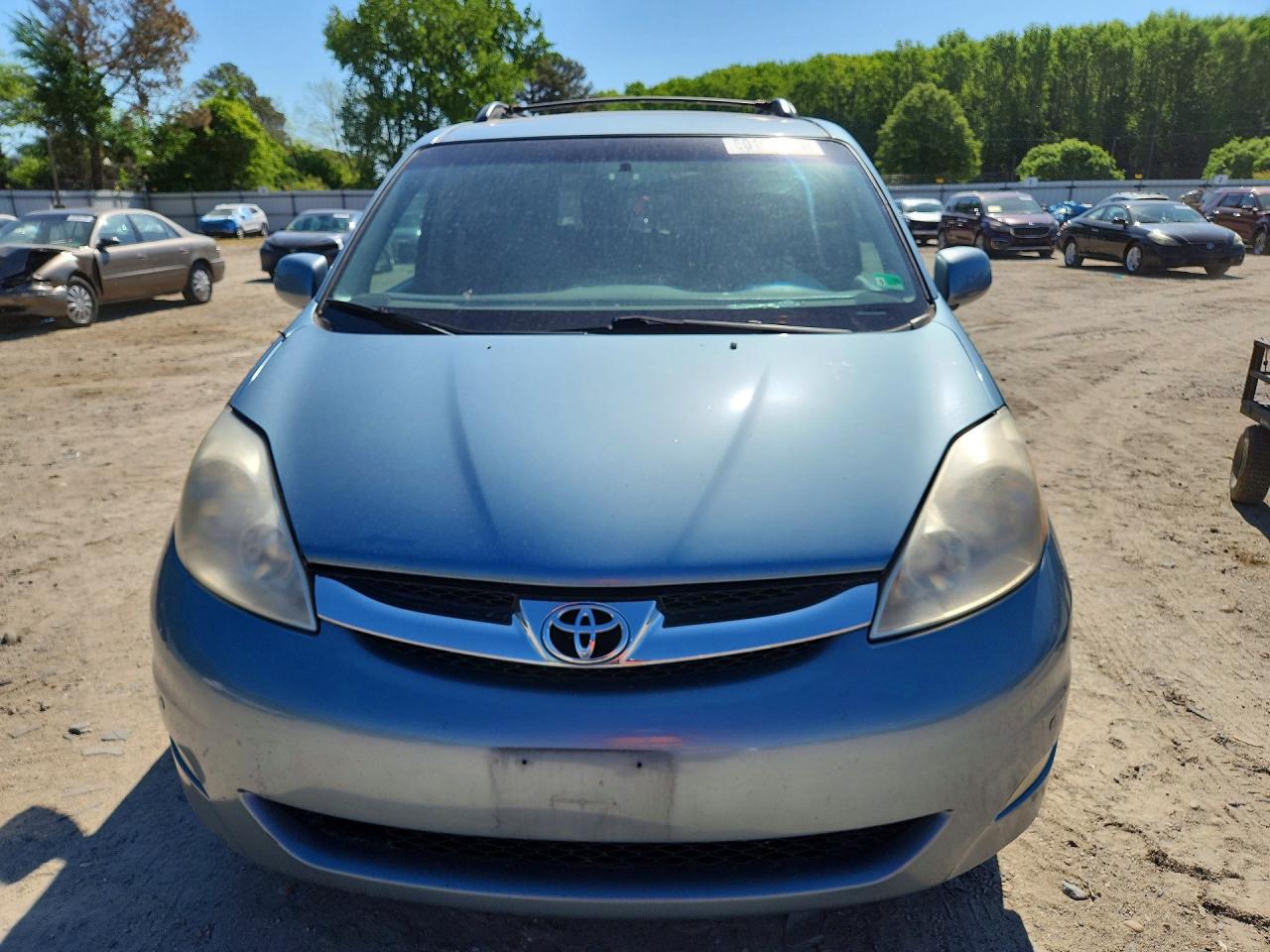 2009 TOYOTA SIENNA LIMITED photo 9