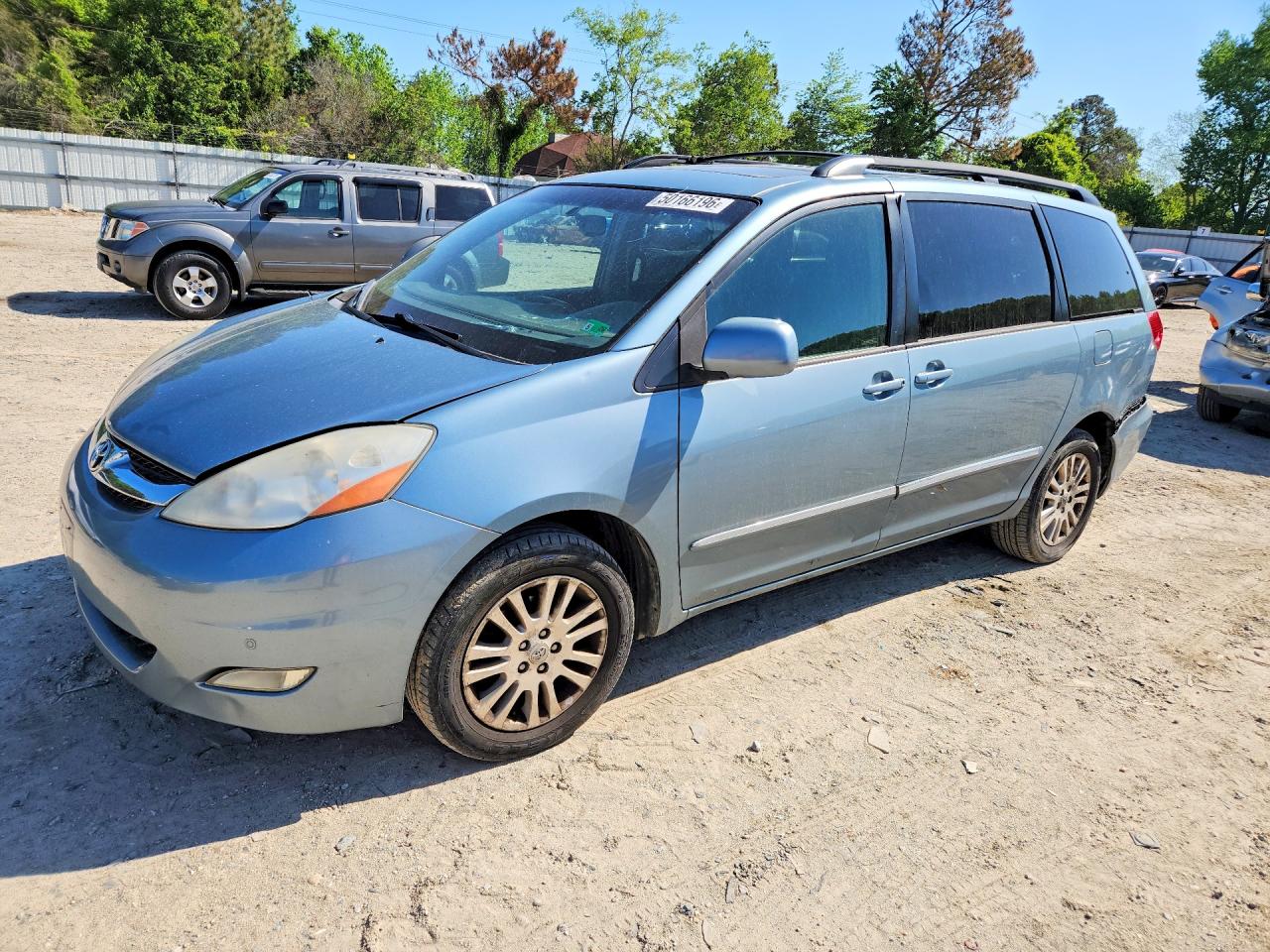 2009 TOYOTA SIENNA