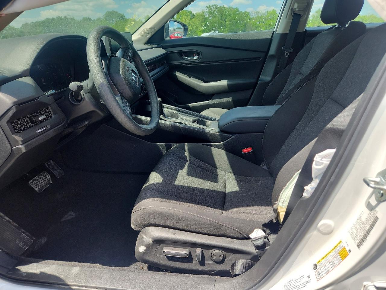 2025 HONDA ACCORD SE photo 13