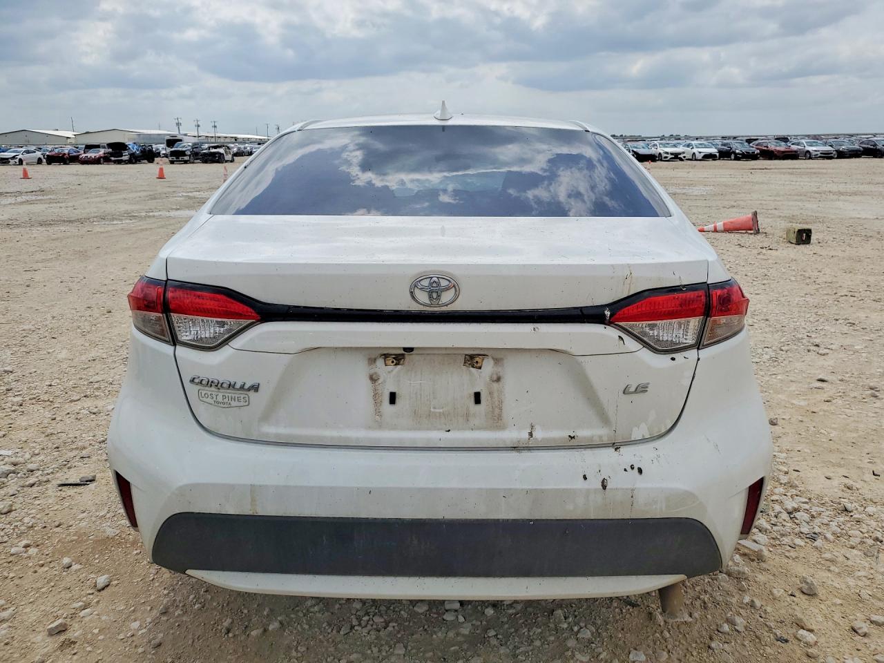 2022 TOYOTA COROLLA LE photo 11