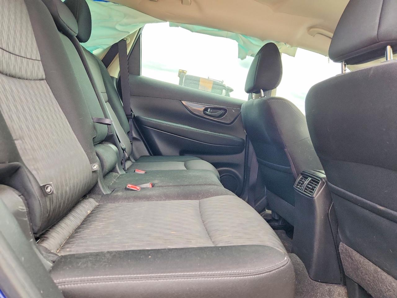 2020 NISSAN ROGUE S photo 21