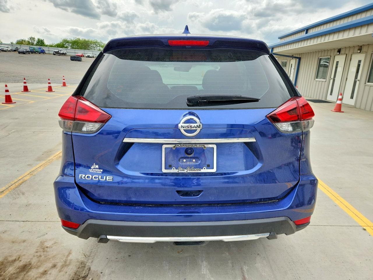 2020 NISSAN ROGUE S photo 11