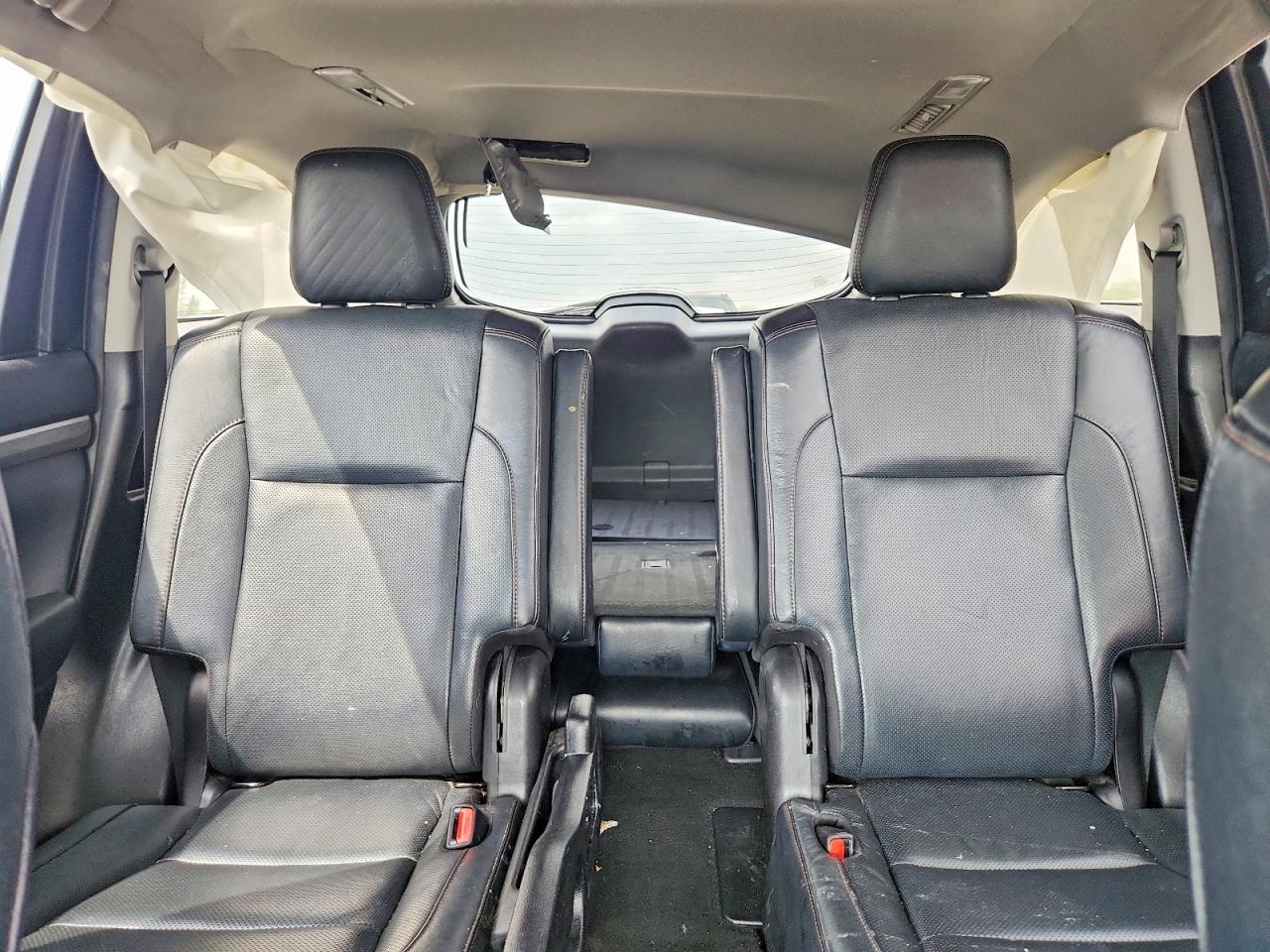 2019 TOYOTA HIGHLANDER LIMITED PLATINUM photo 28