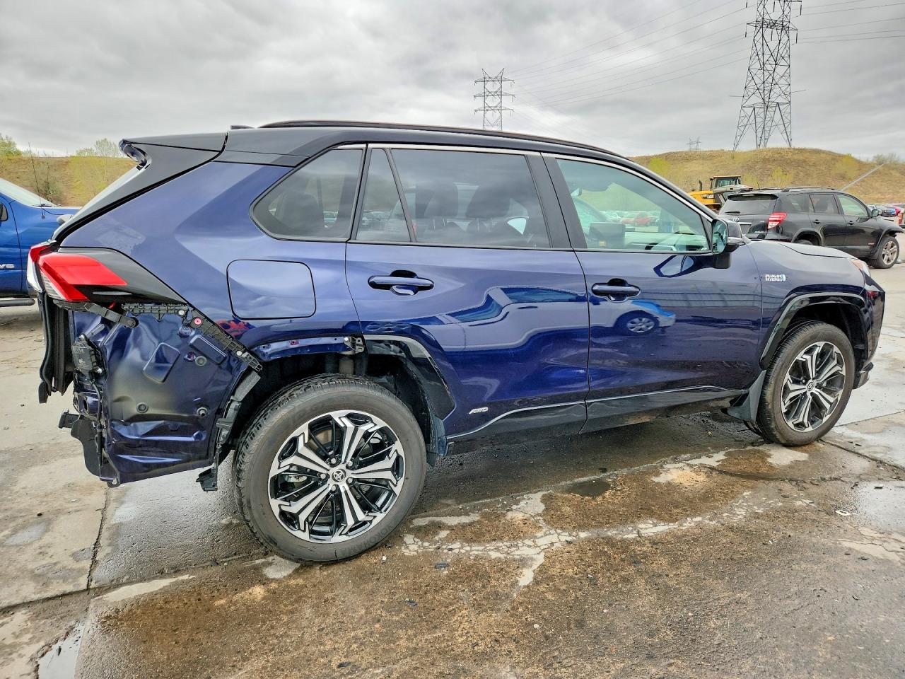 2024 TOYOTA RAV4 PRIME XSE photo 7