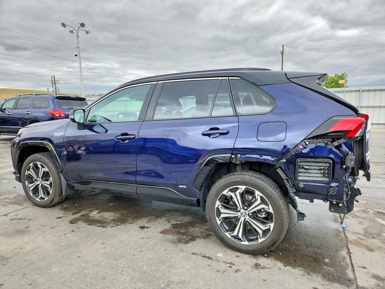 2024 TOYOTA RAV4 PRIME XSE photo 4
