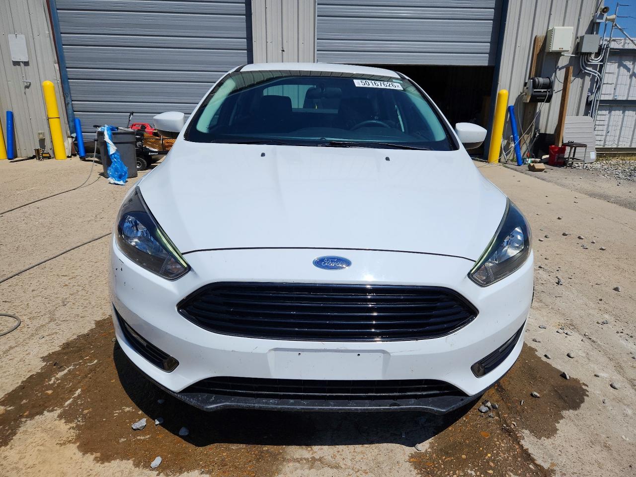 2018 FORD FOCUS SE photo 5
