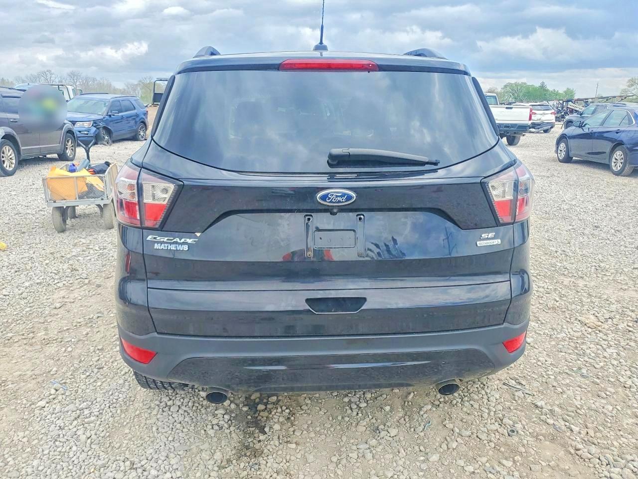 2017 FORD ESCAPE SE photo 16