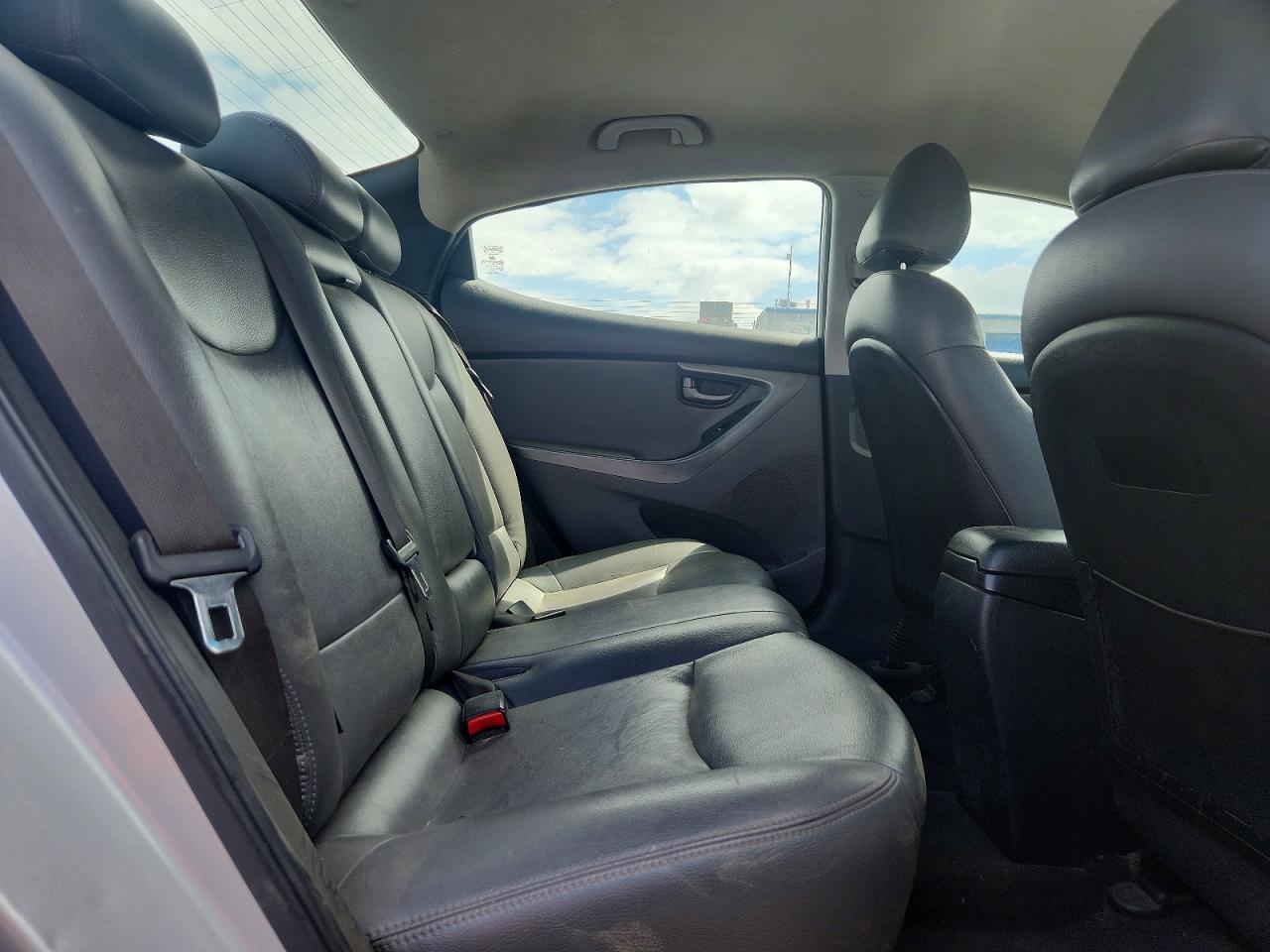 2012 HYUNDAI ELANTRA GLS photo 10