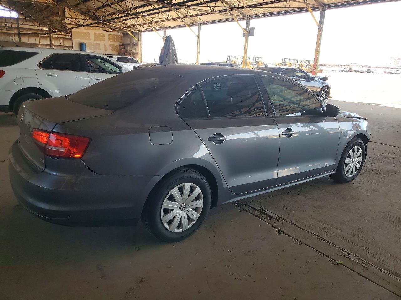 2016 VOLKSWAGEN JETTA S photo 3
