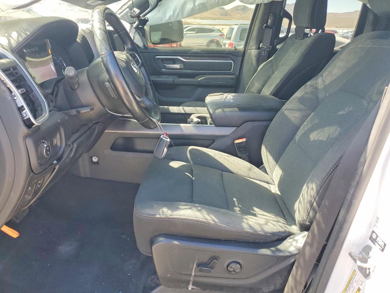 2021 RAM 1500 BIG HORN photo 13