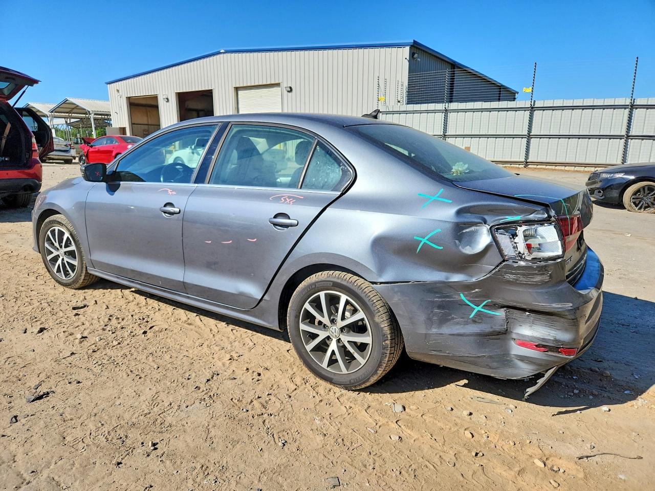 2017 VOLKSWAGEN JETTA SE photo 3