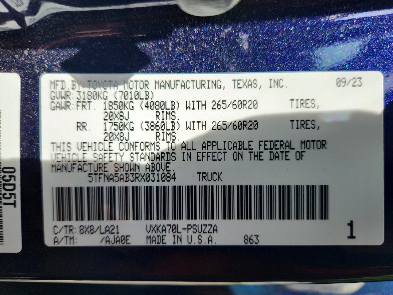 2024 TOYOTA TUNDRA PLATINUM photo 25