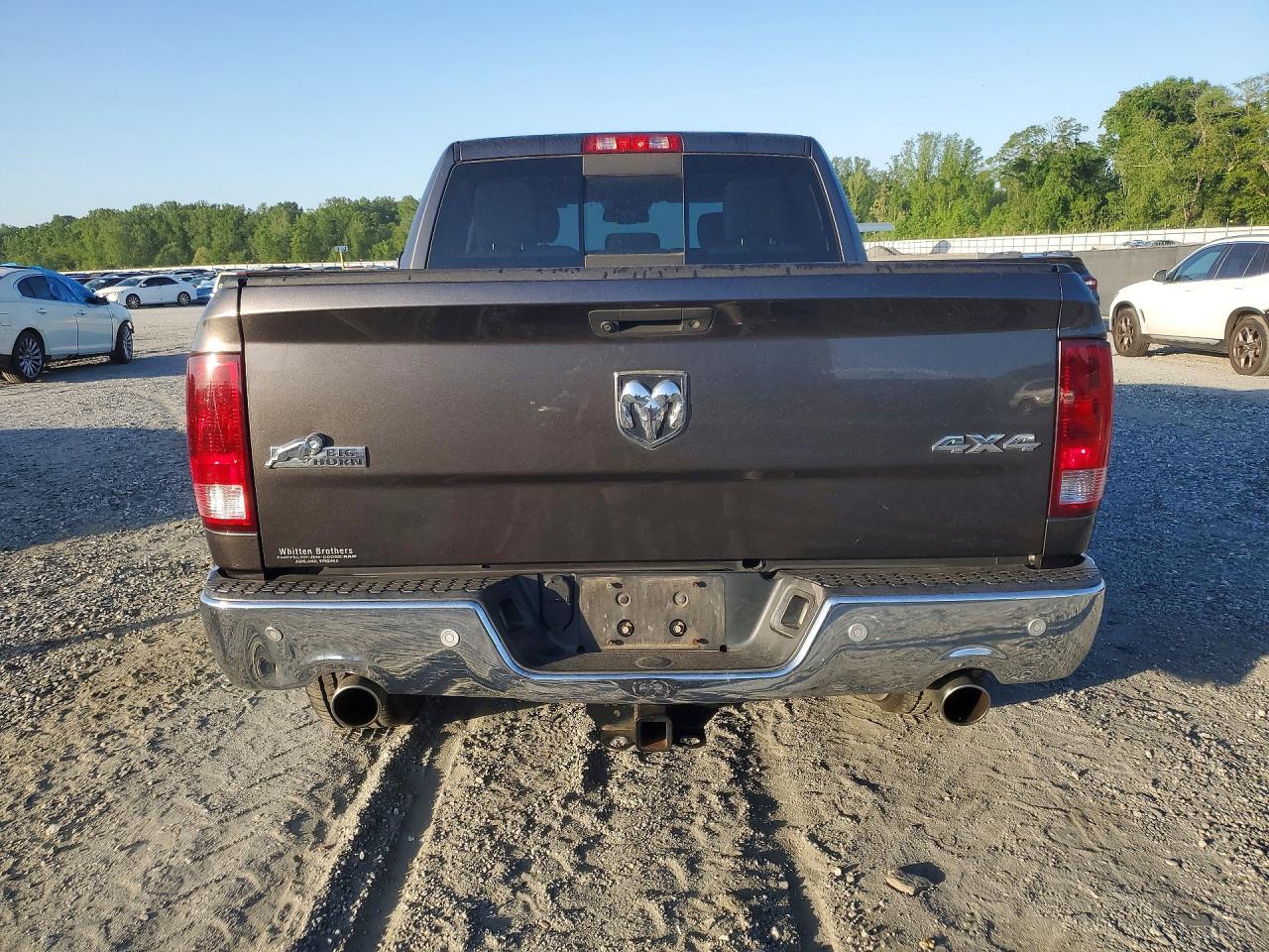 2018 RAM 1500 SLT photo 6