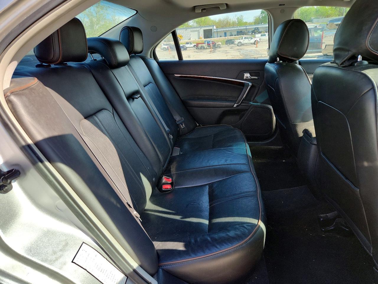 2012 LINCOLN MKZ photo 19