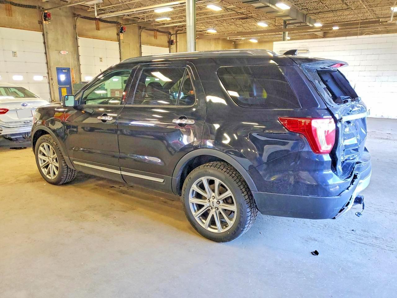 2017 FORD EXPLORER LIMITED photo 3