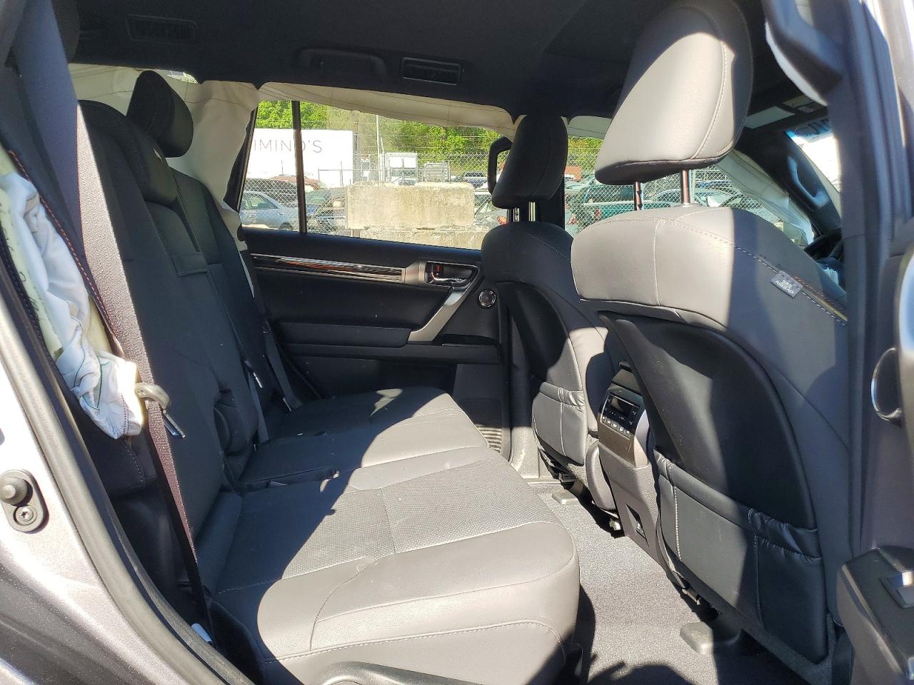 2023 LEXUS GX 460 photo 19