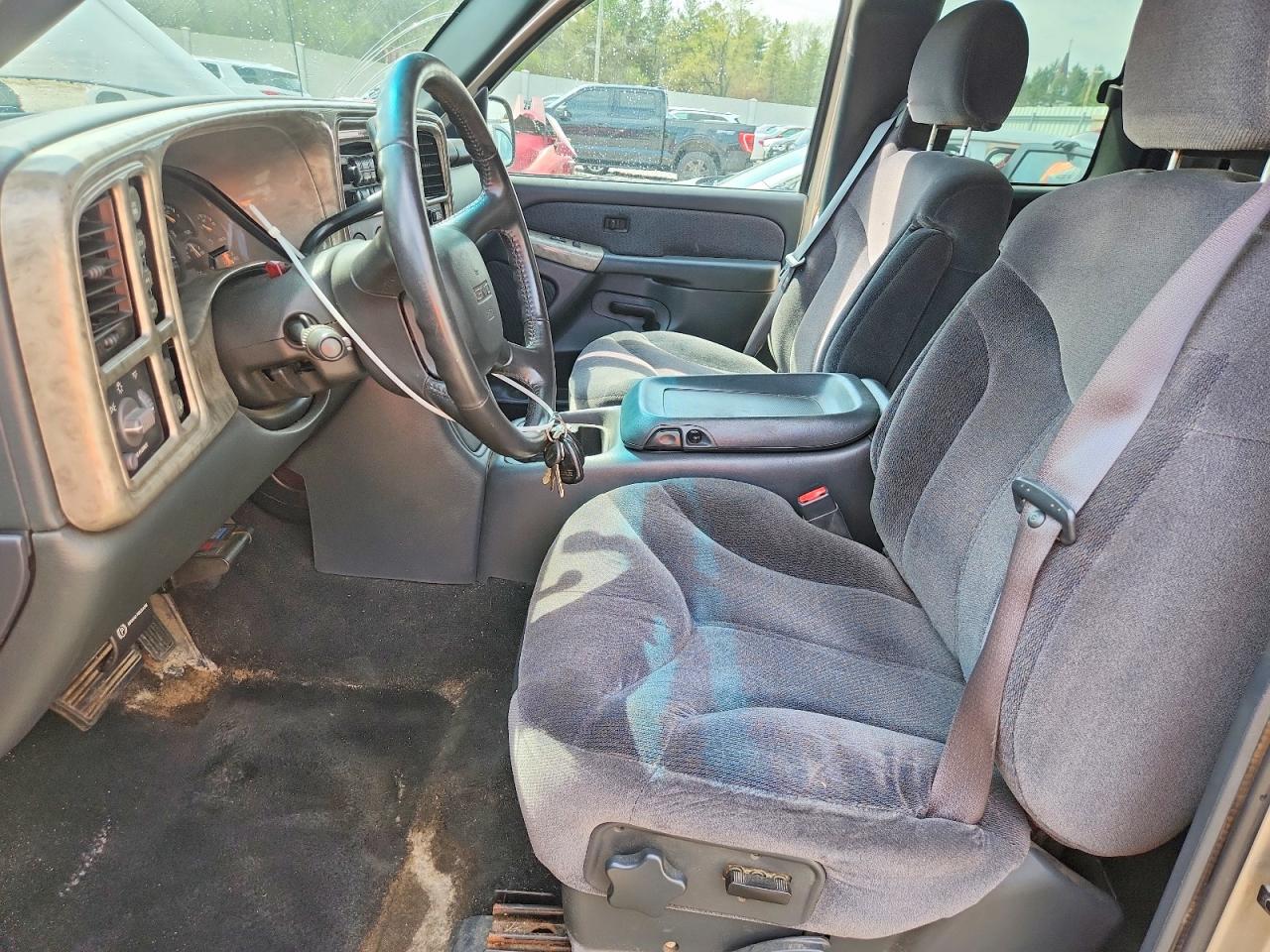 2002 GMC NEW SIERRA K1500 photo 13