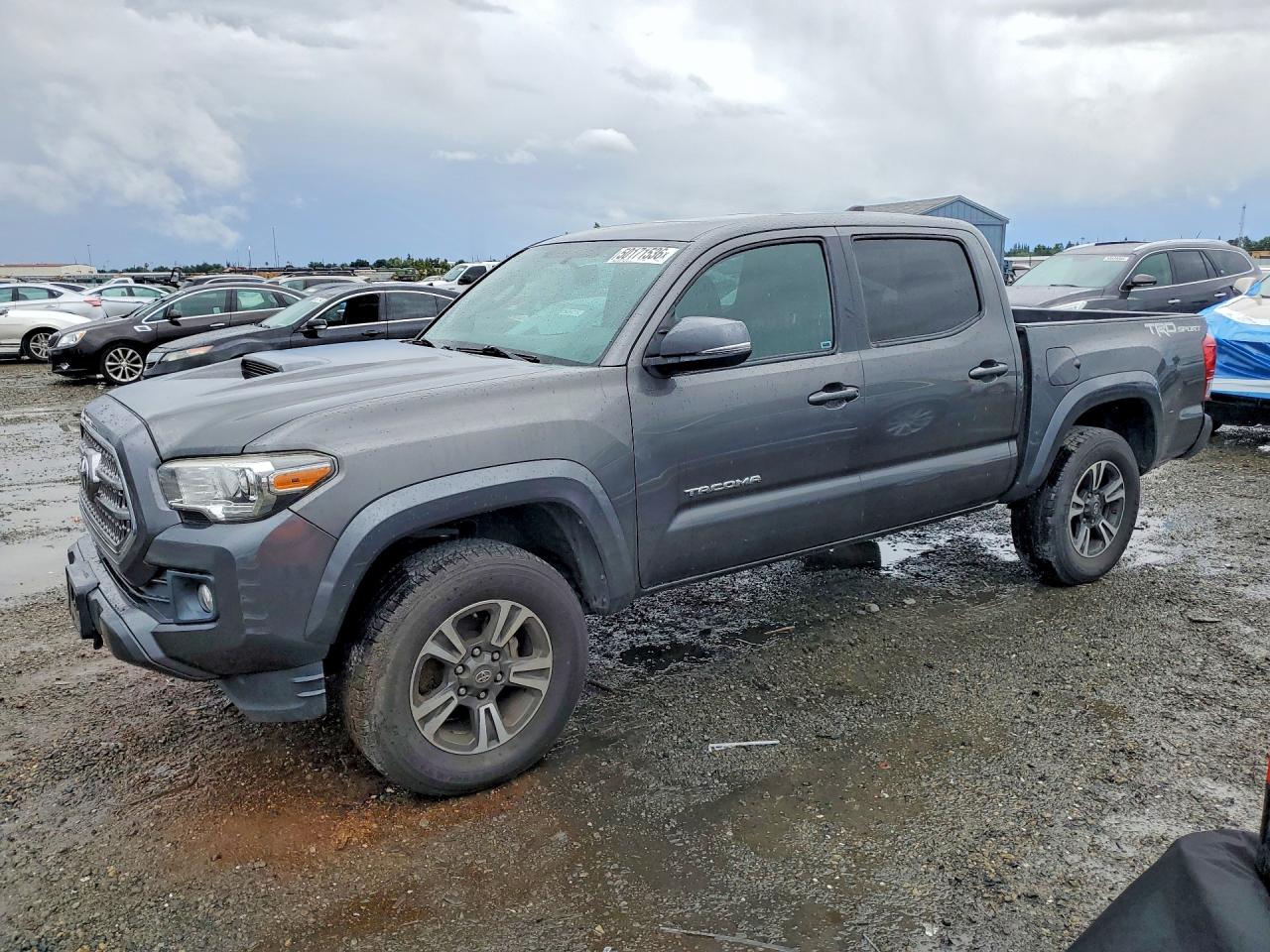 2017 TOYOTA TACOMA