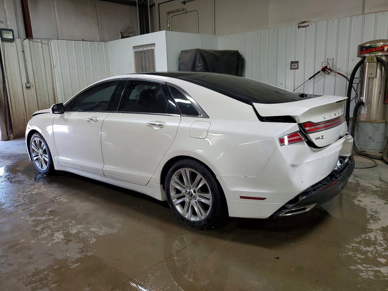 2016 LINCOLN MKZ photo 3