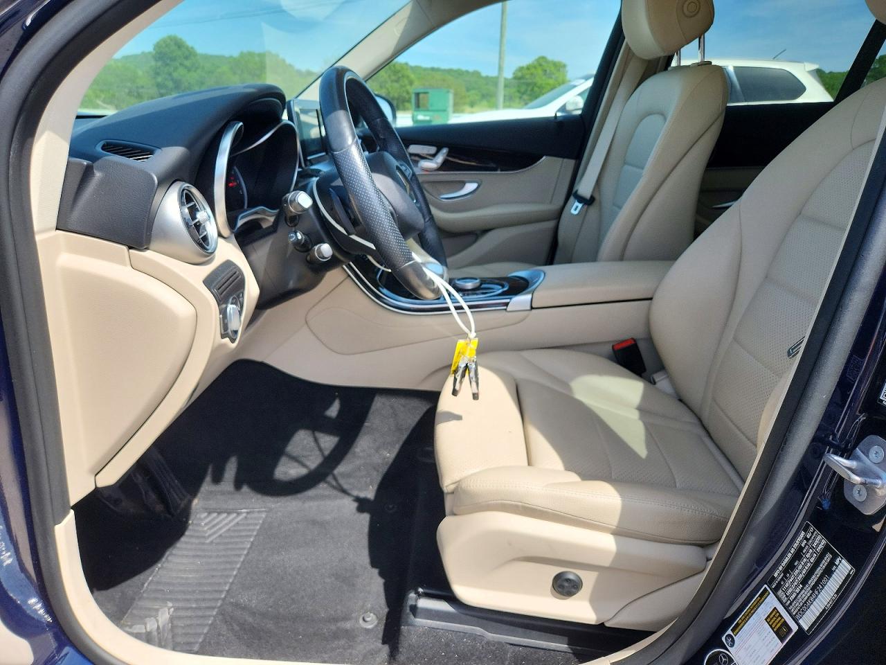 2017 MERCEDES-BENZ GLC 300 4MATIC photo 19