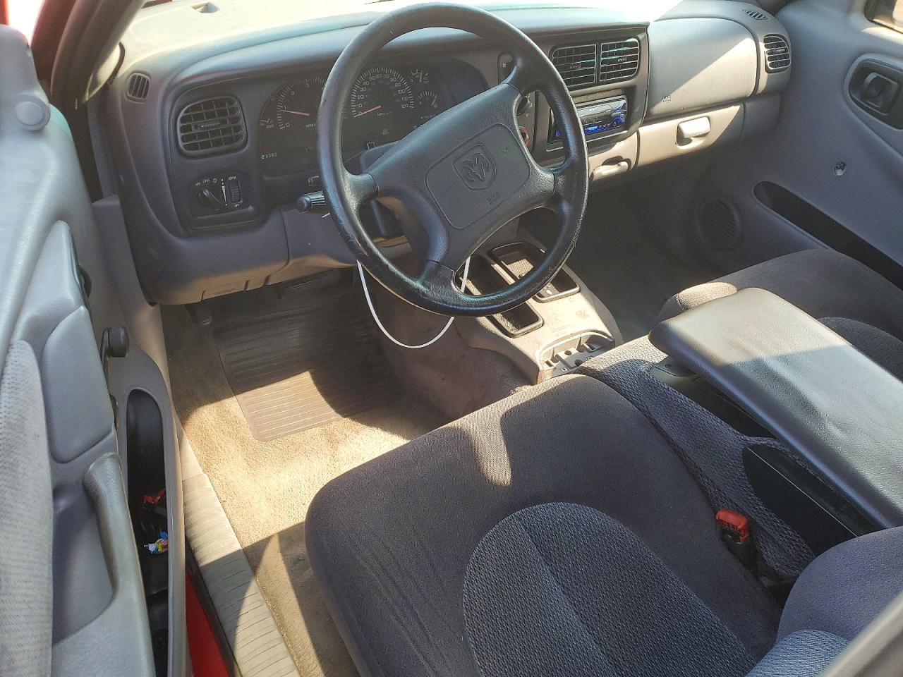 2000 DODGE DAKOTA photo 22