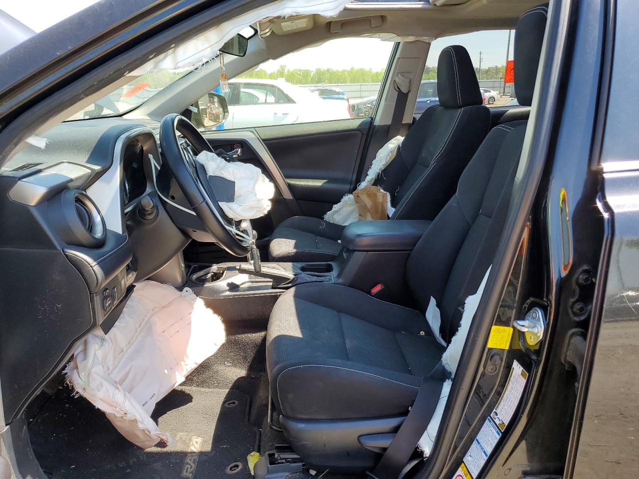 2016 TOYOTA RAV4 HV photo 13