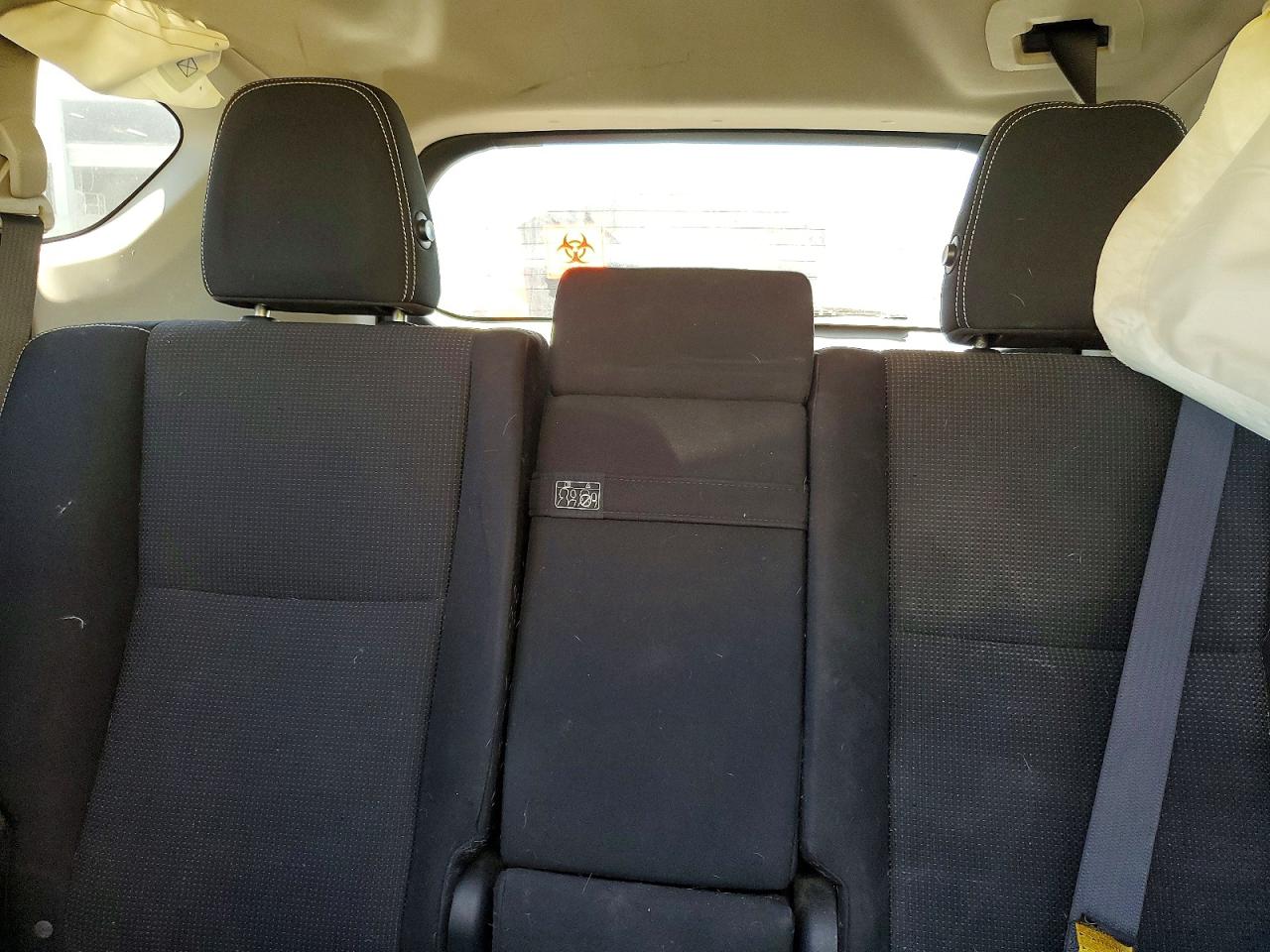 2016 TOYOTA RAV4 HV photo 19