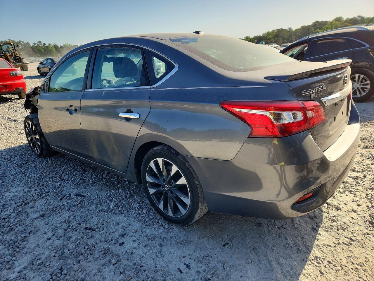2017 NISSAN SENTRA SR photo 4