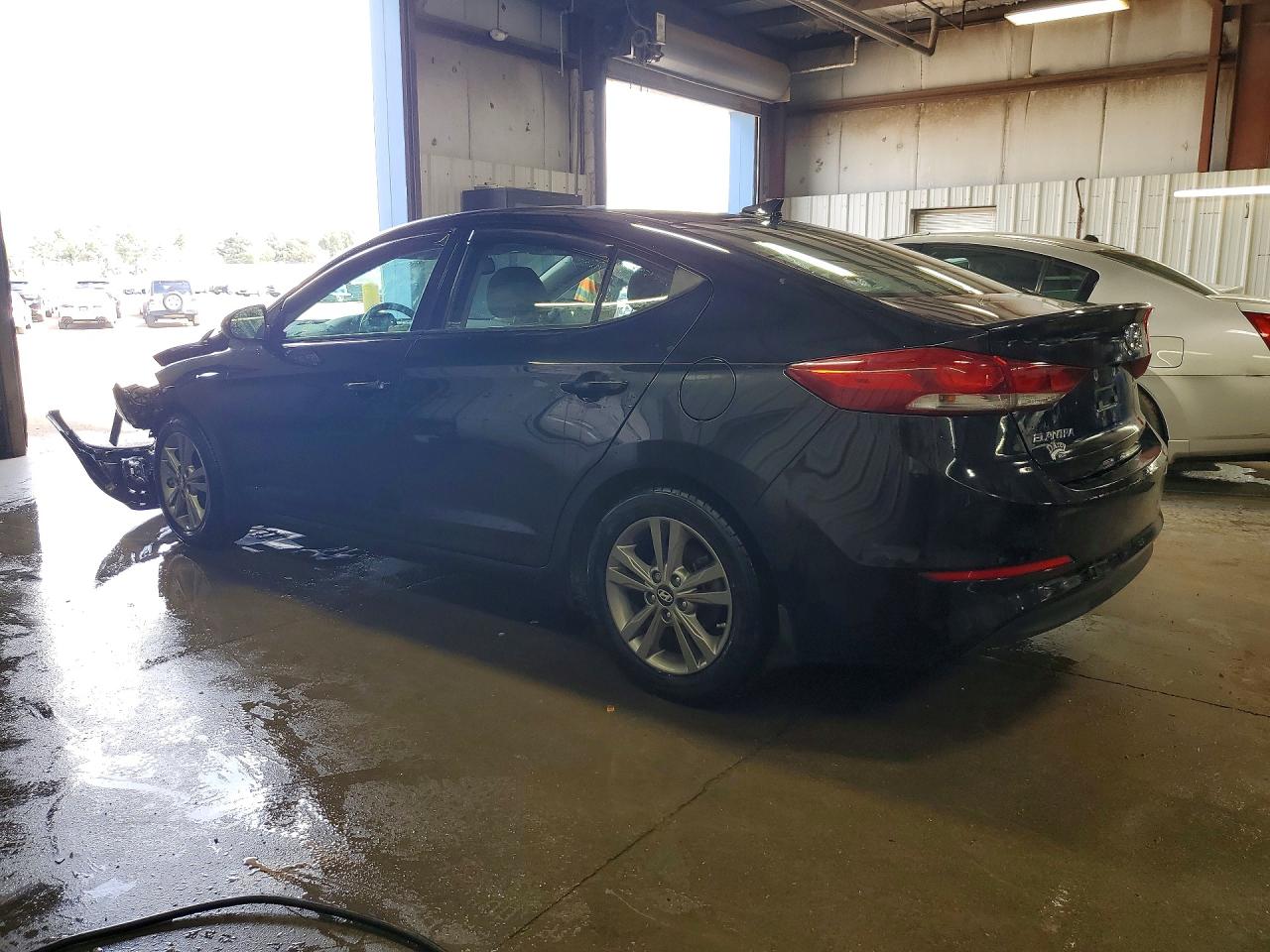 2018 HYUNDAI ELANTRA VALUE EDITION photo 2