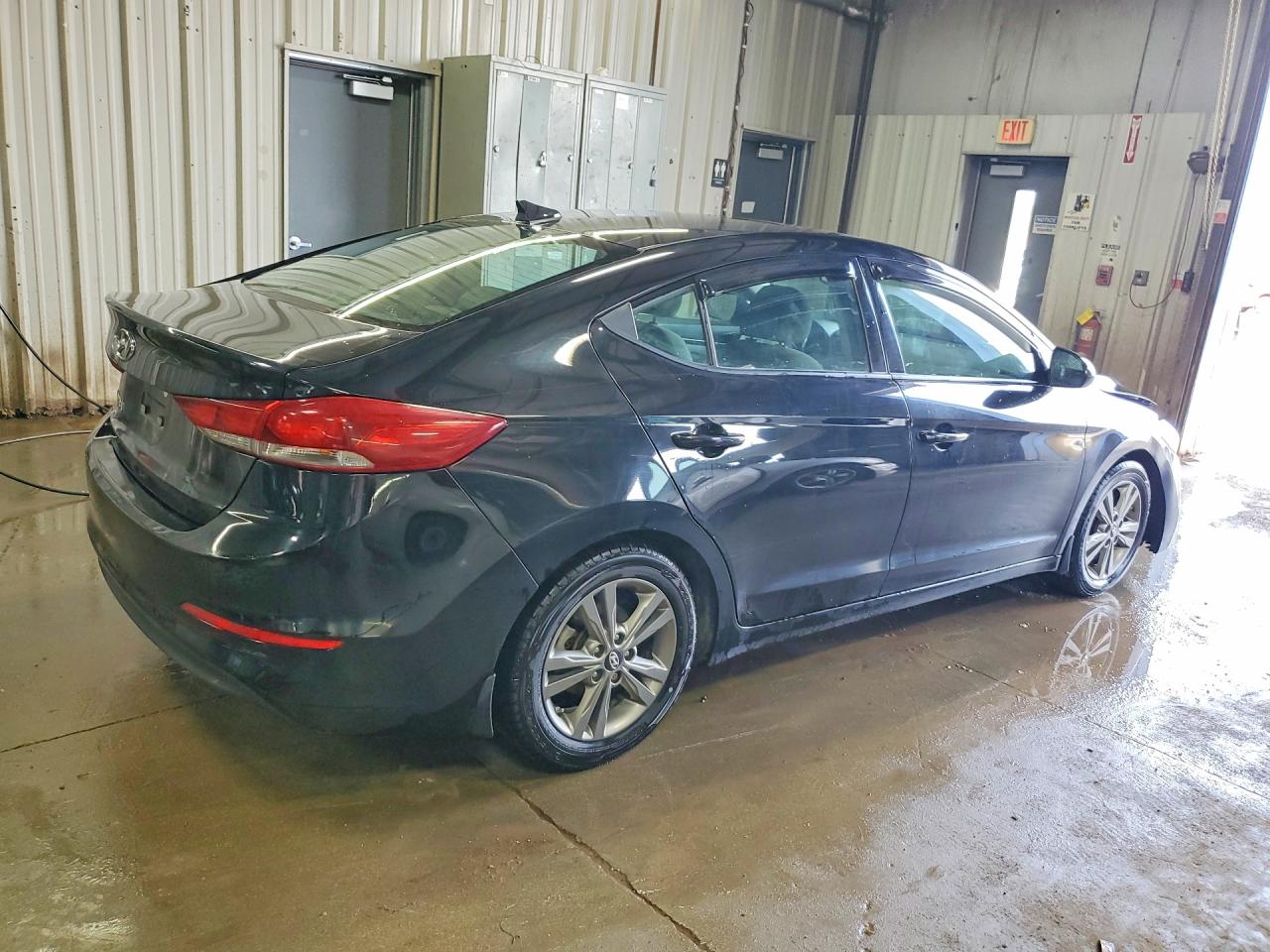 2018 HYUNDAI ELANTRA VALUE EDITION photo 3