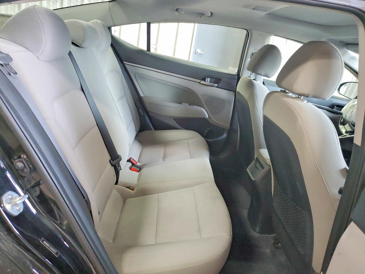 2018 HYUNDAI ELANTRA VALUE EDITION photo 10