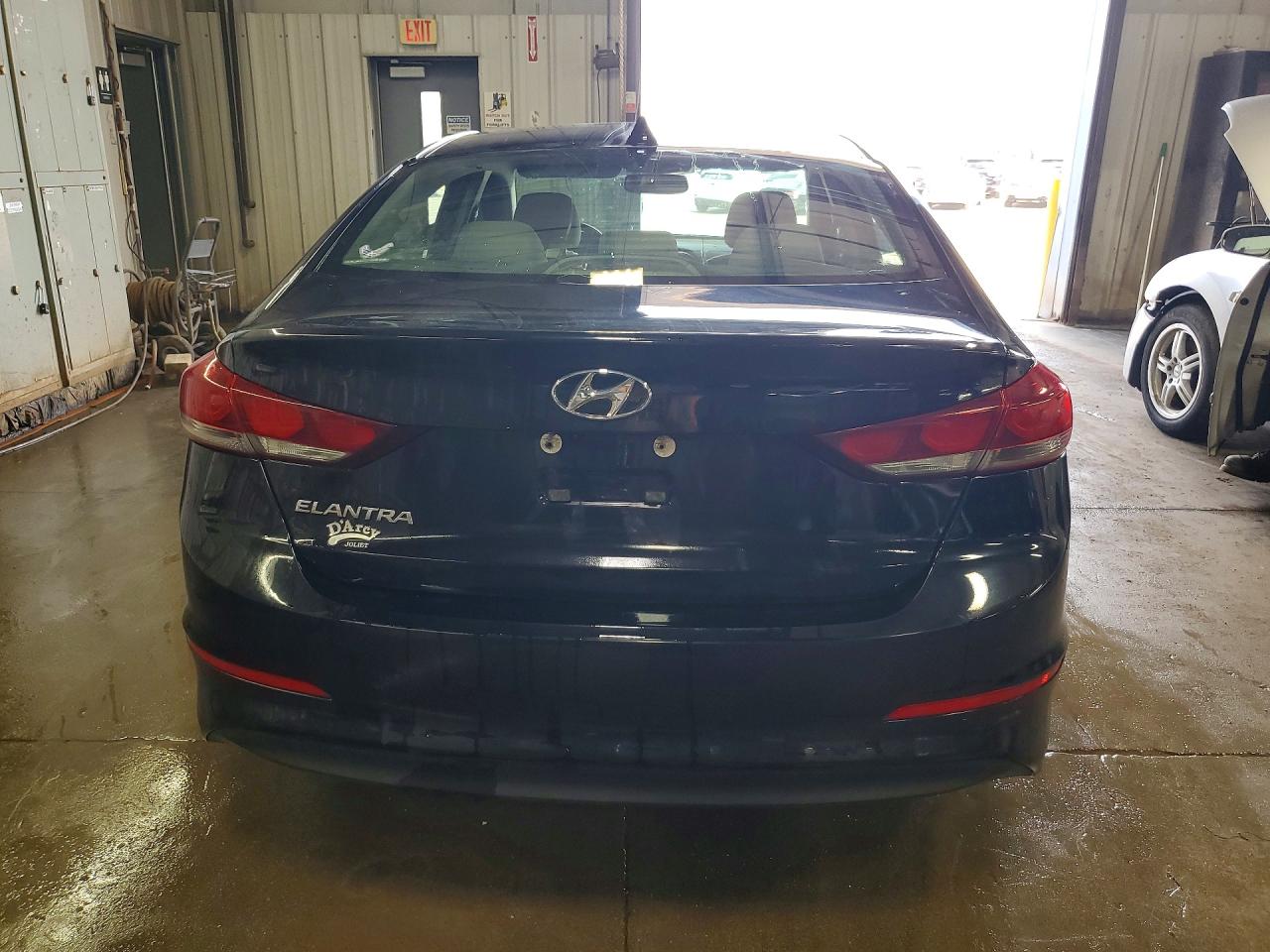 2018 HYUNDAI ELANTRA VALUE EDITION photo 6