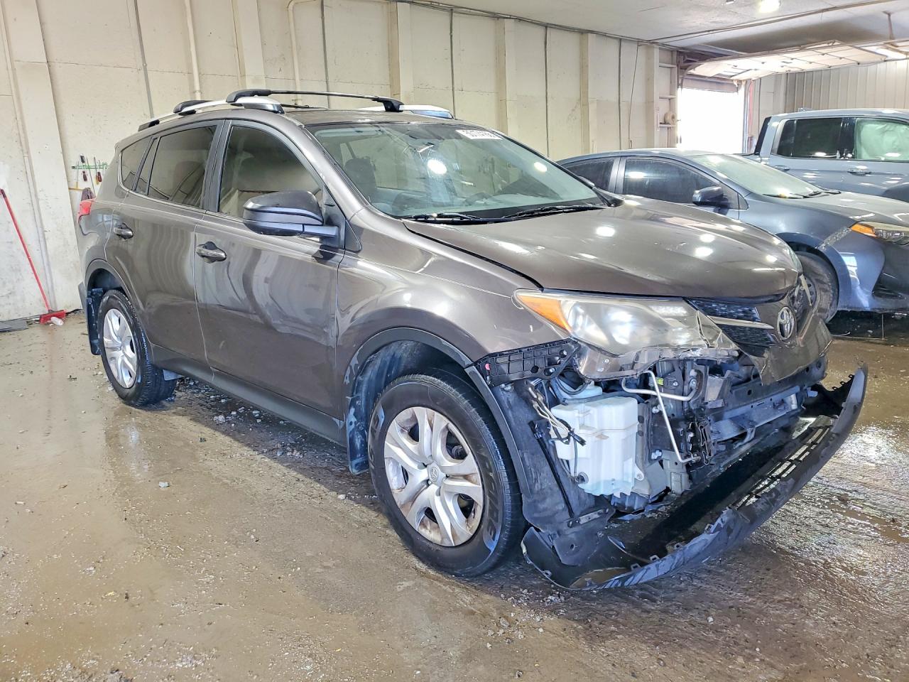 2013 TOYOTA RAV4 LE photo 10