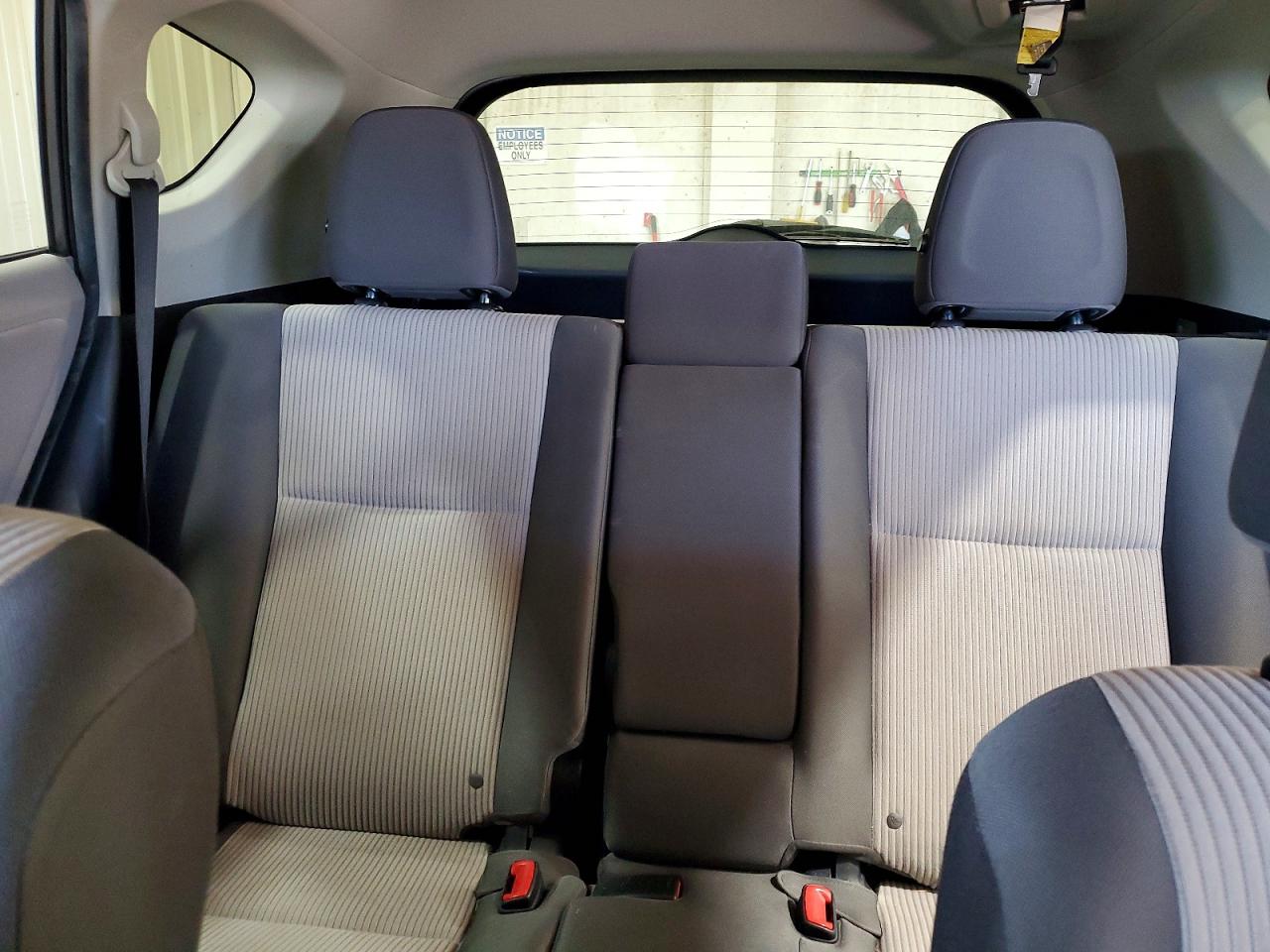 2013 TOYOTA RAV4 LE photo 28