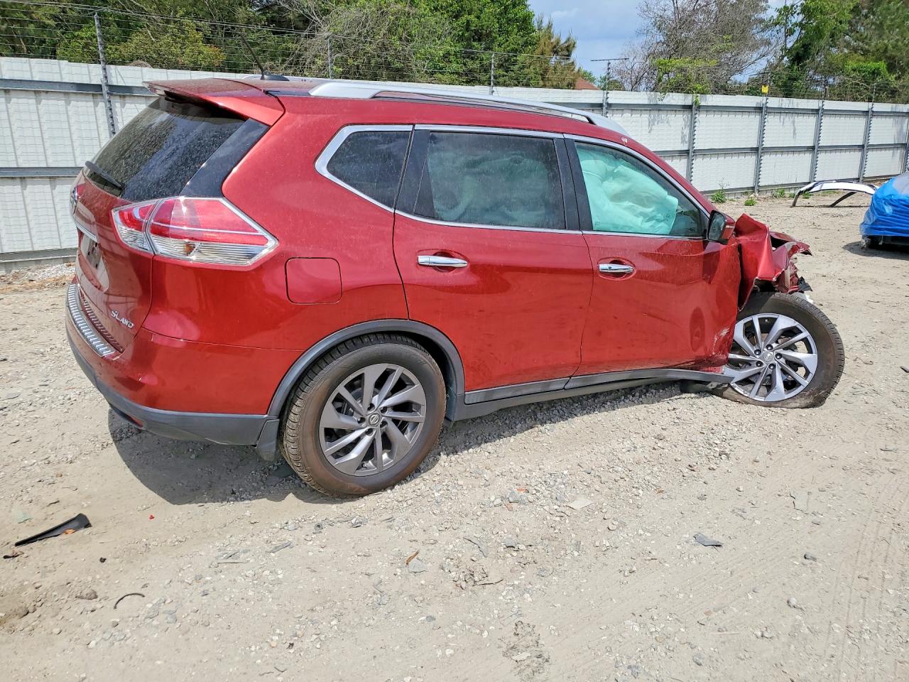 2016 NISSAN ROGUE SL photo 5