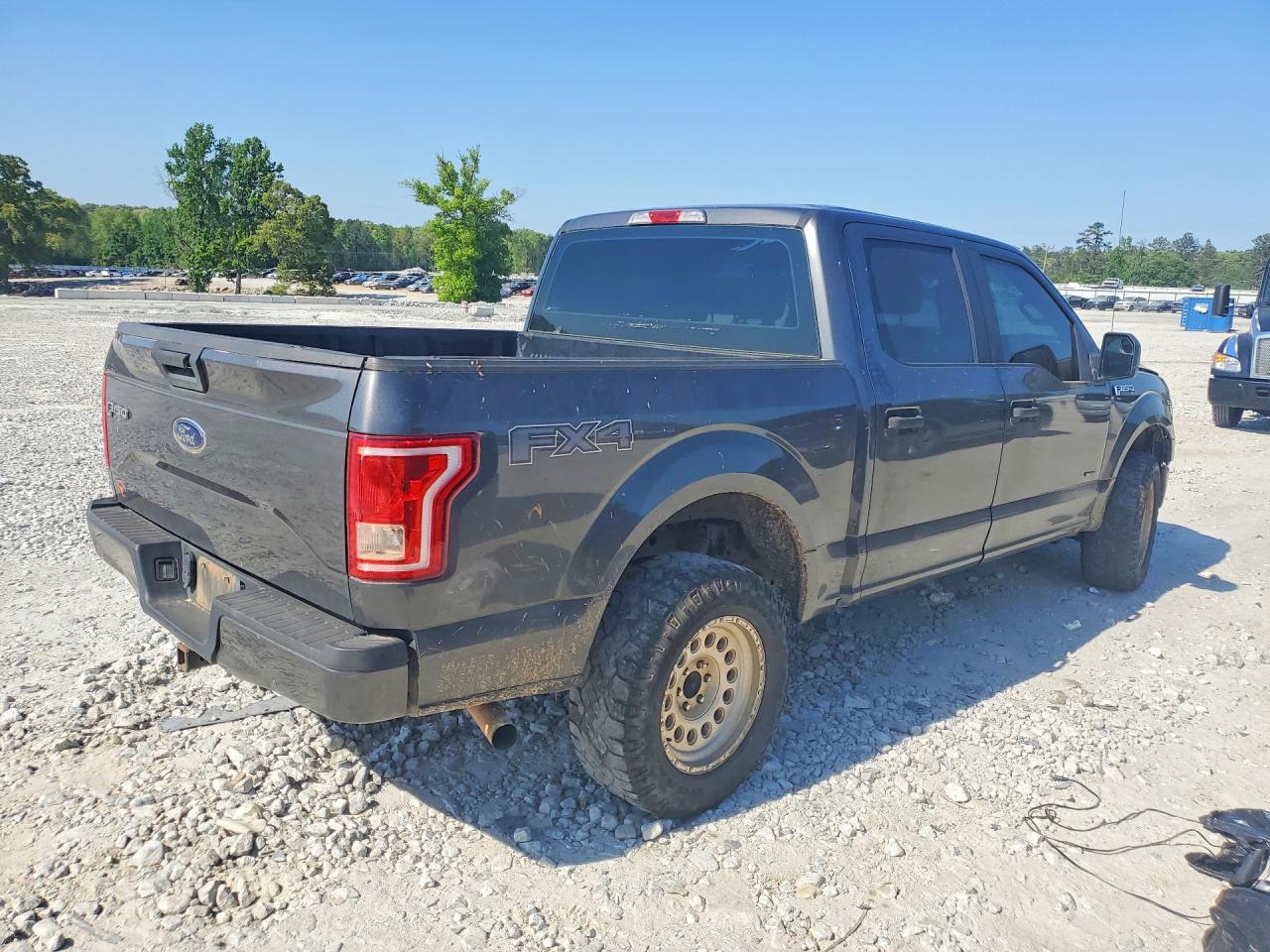 2015 FORD F150 SUPERCREW photo 3