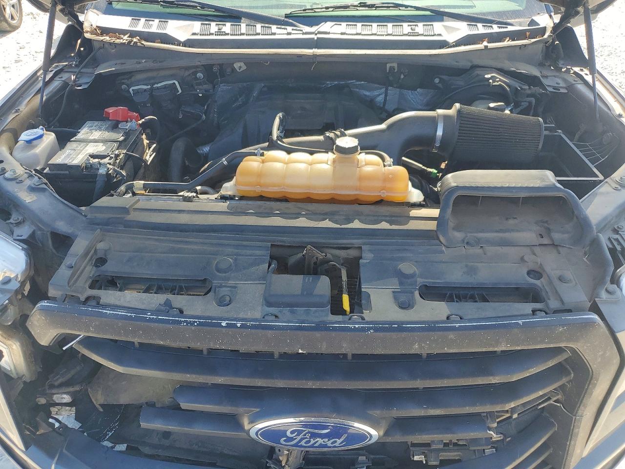 2015 FORD F150 SUPERCREW photo 11