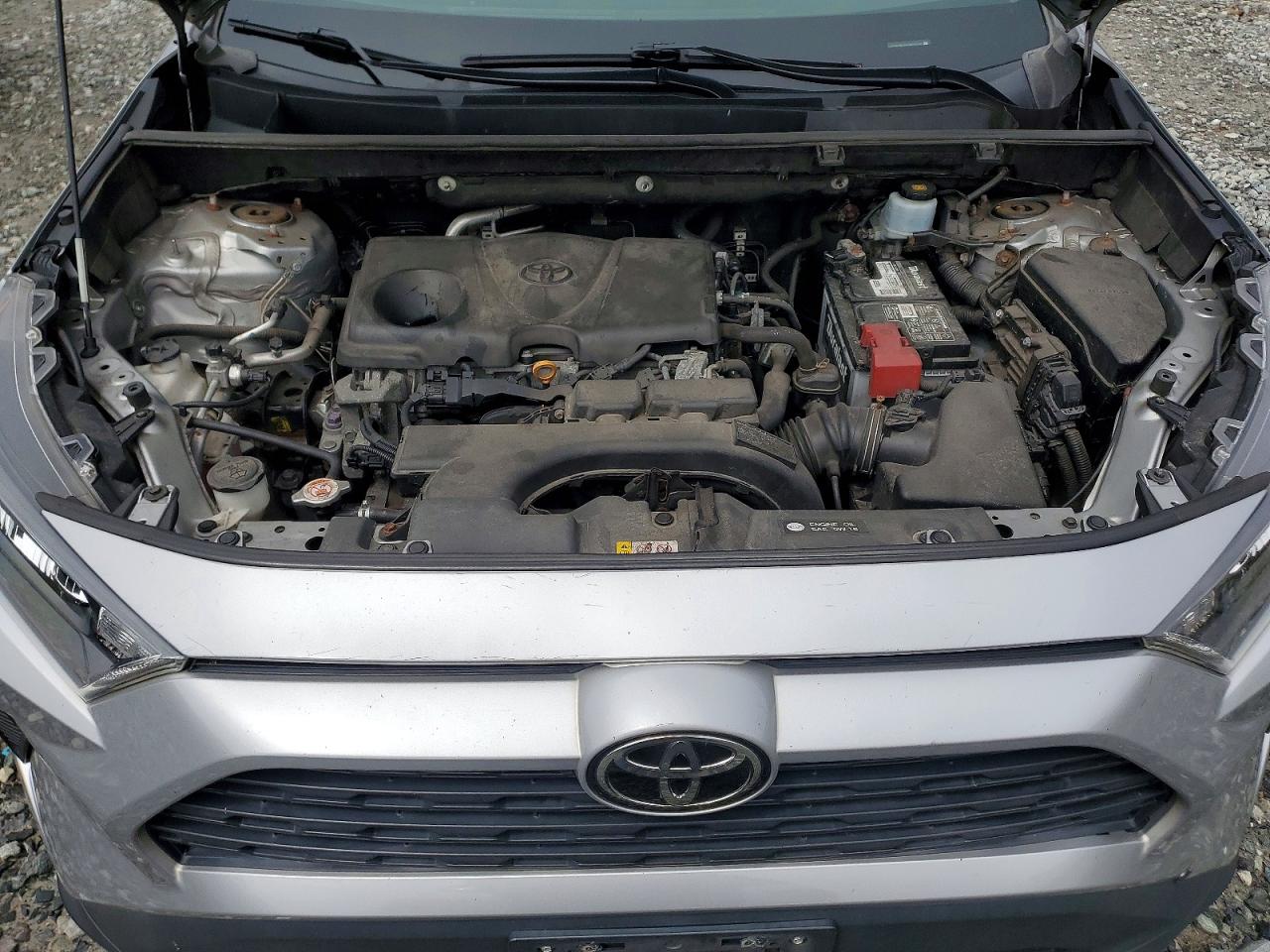 2019 TOYOTA RAV4 photo 23