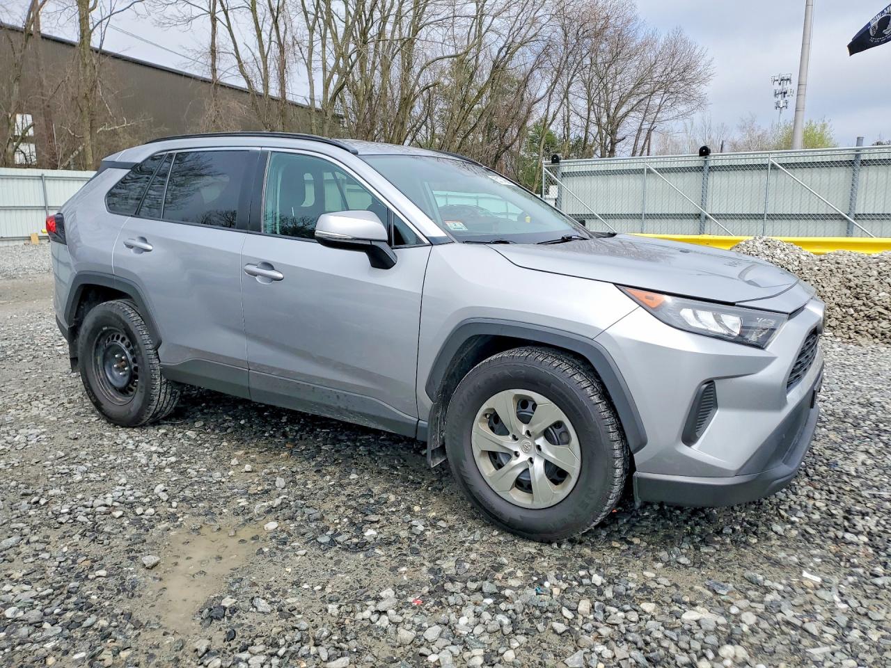 2019 TOYOTA RAV4 photo 7