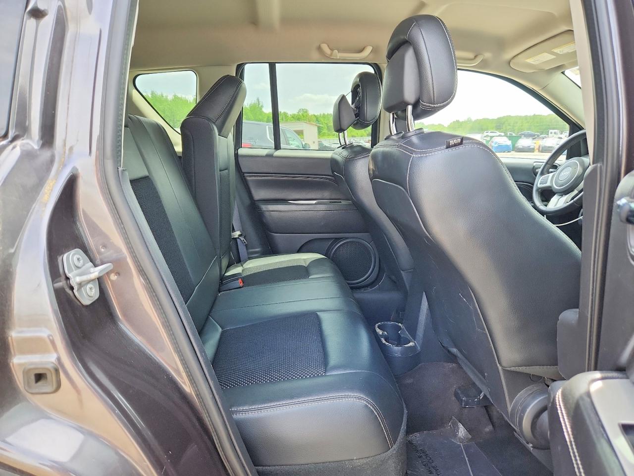 2017 JEEP COMPASS LATITUDE photo 10