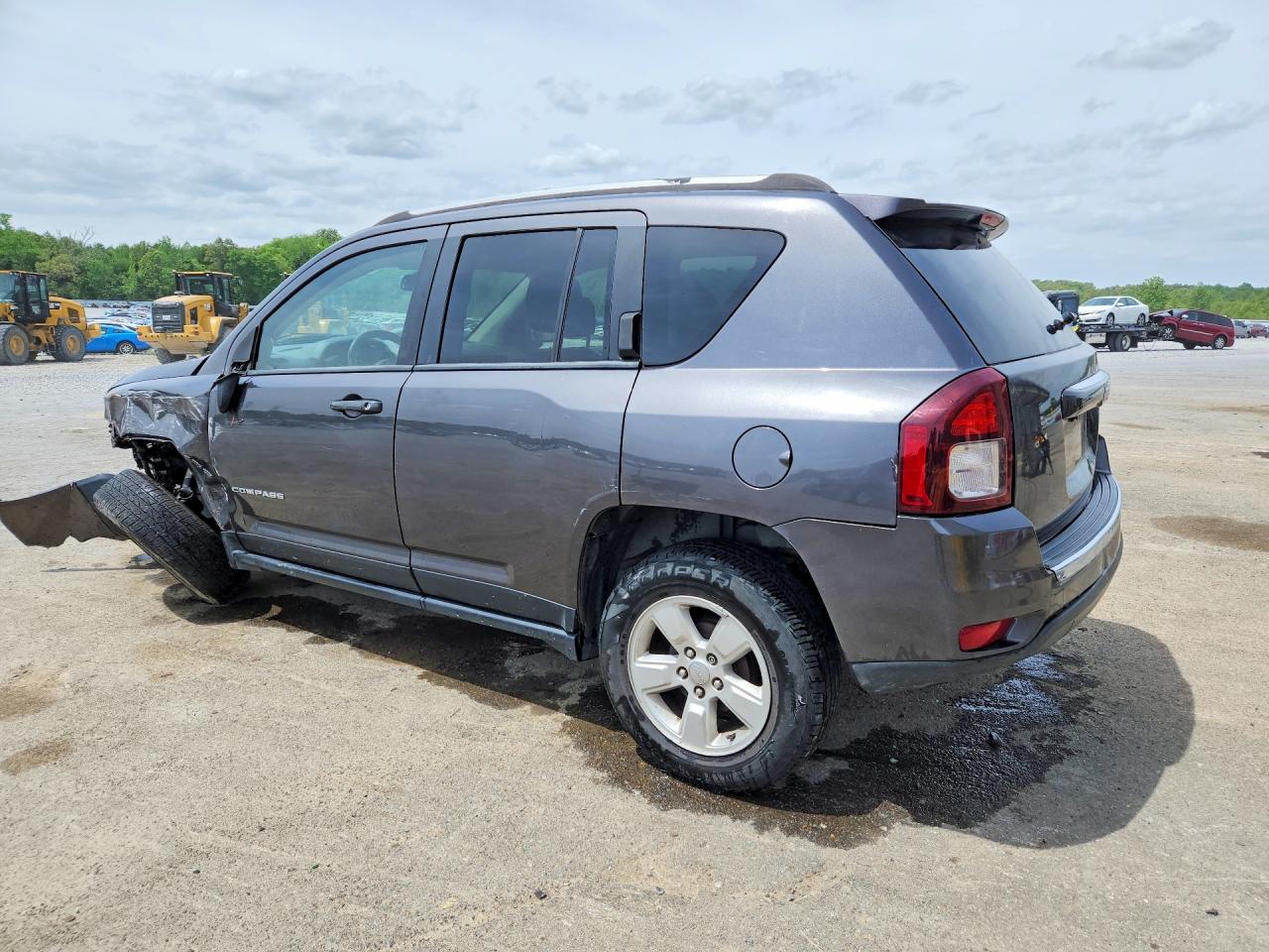 2017 JEEP COMPASS LATITUDE photo 2