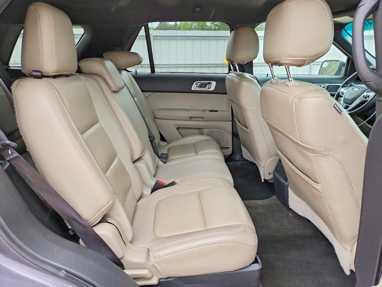2014 FORD EXPLORER XLT photo 31