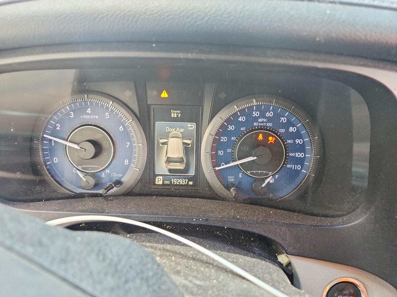 2015 TOYOTA SIENNA XLE 8-PASSENGER photo 25