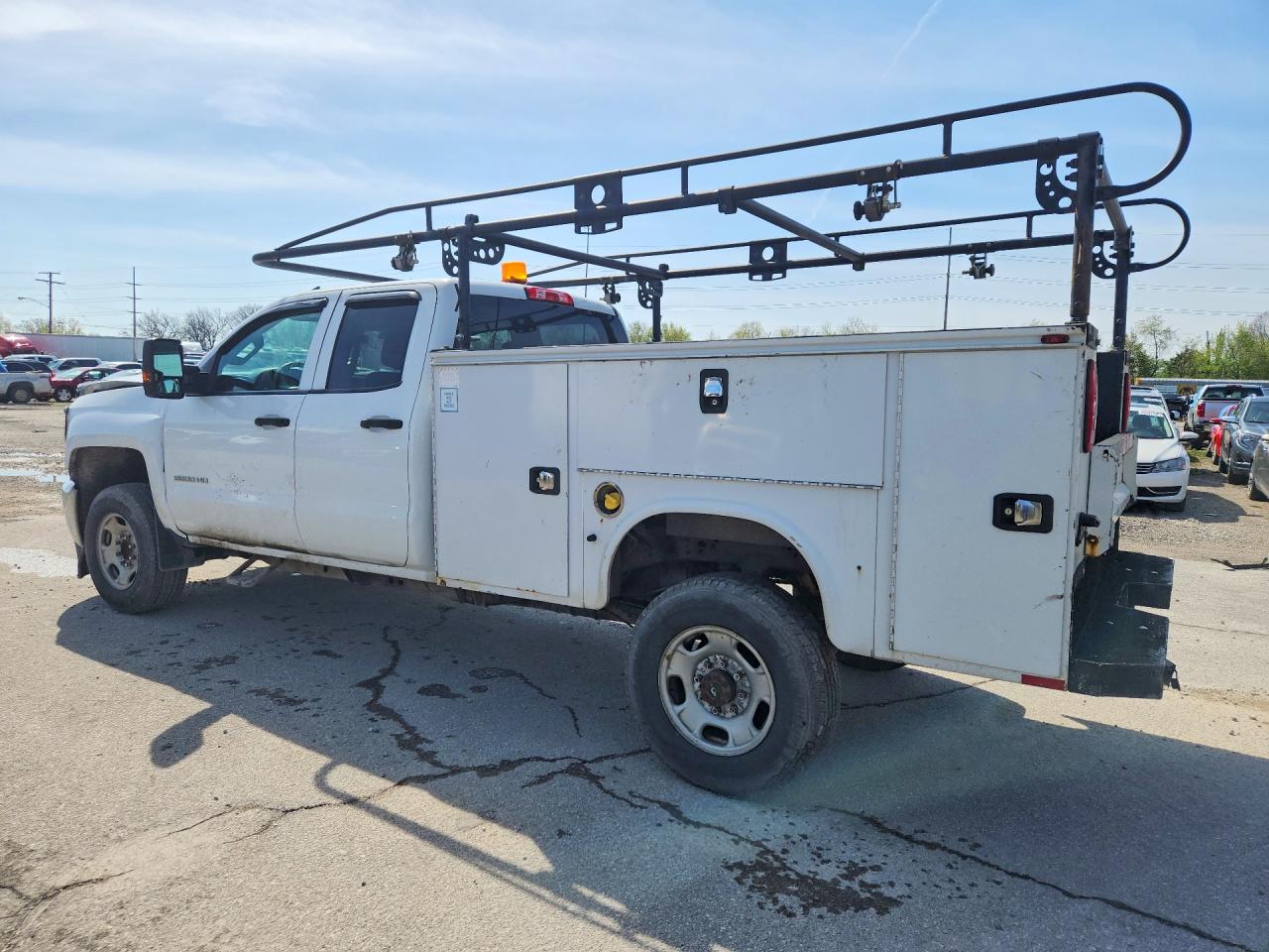 2019 CHEVROLET SILVERADO C2500 HEAVY DUTY photo 4
