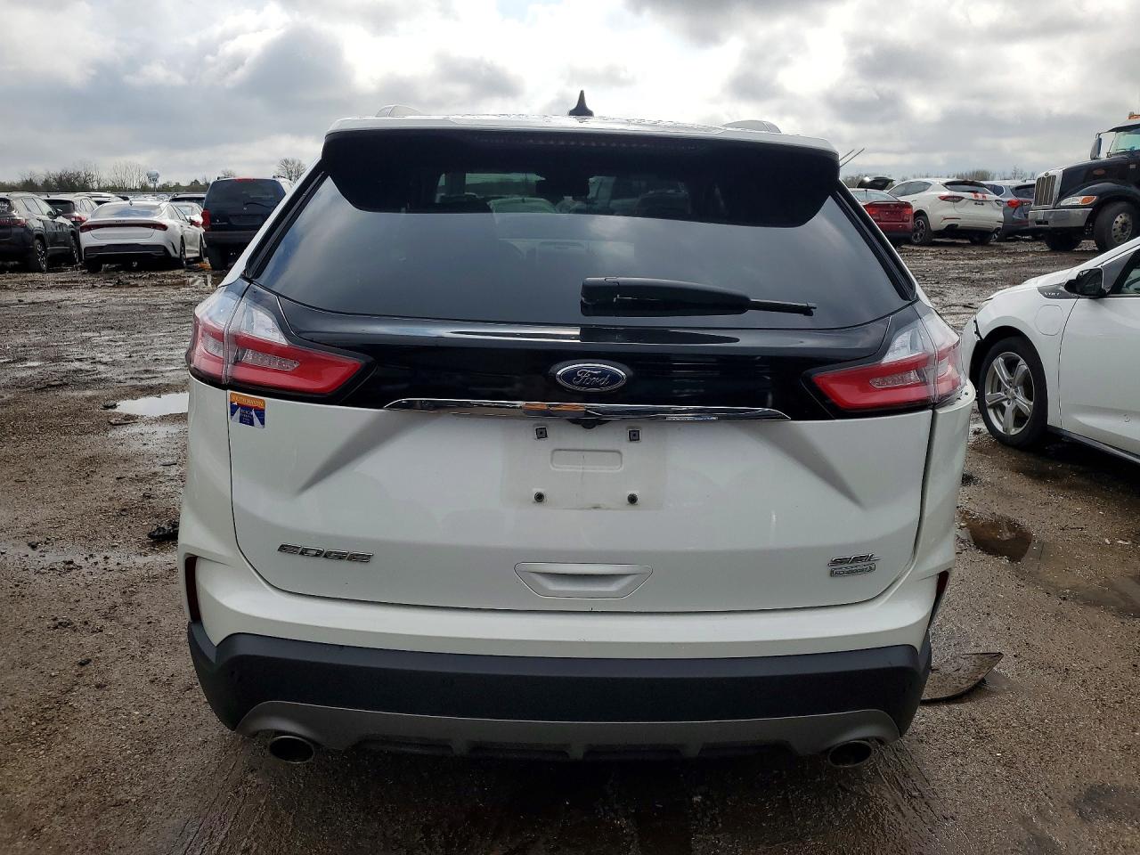2020 FORD EDGE SEL photo 11