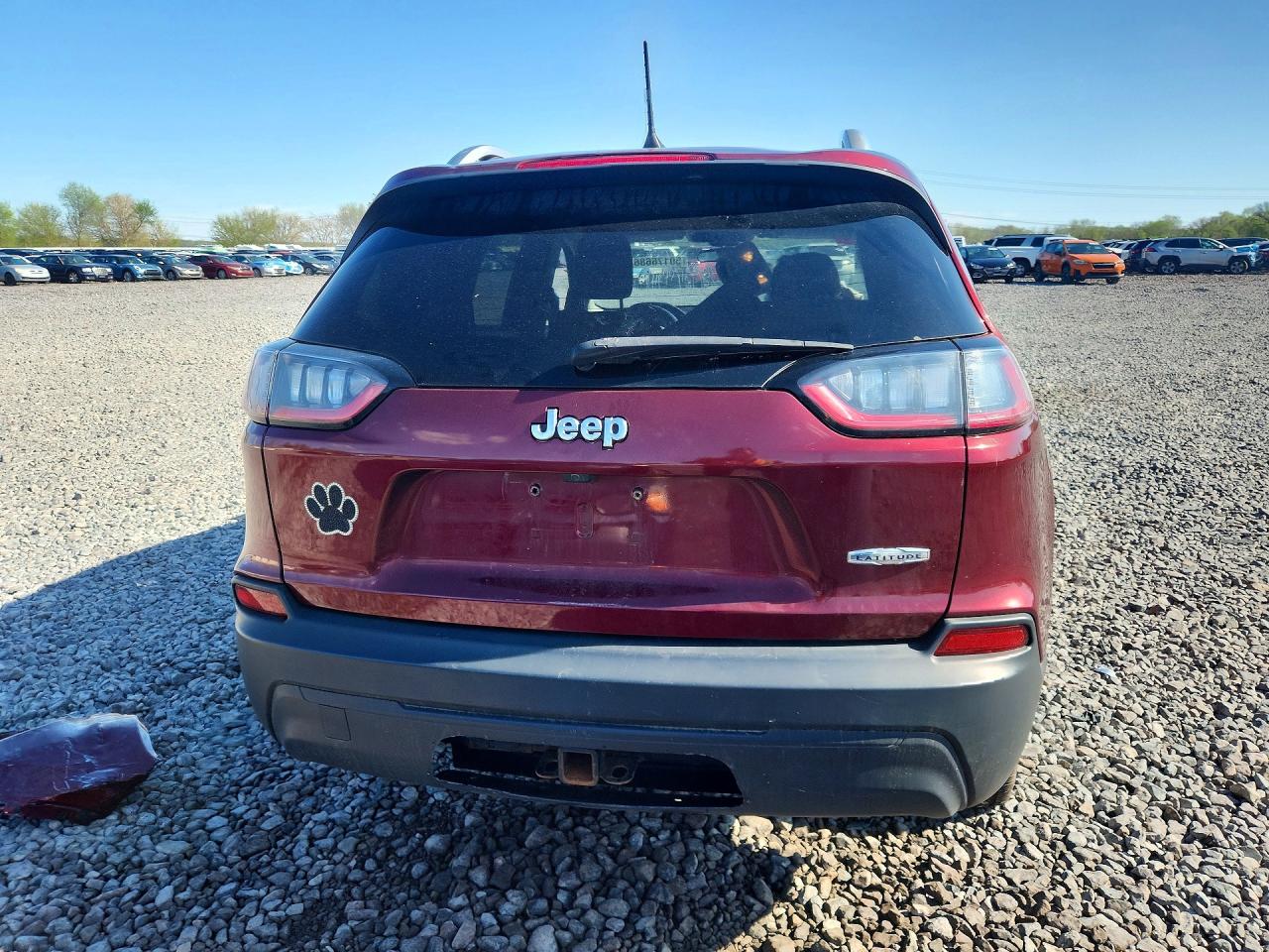 2019 JEEP CHEROKEE LATITUDE photo 16