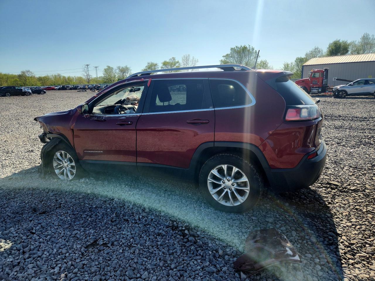 2019 JEEP CHEROKEE LATITUDE photo 4