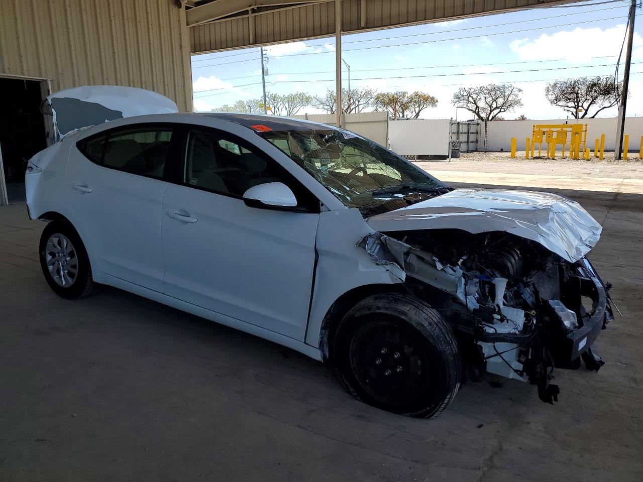 2019 HYUNDAI ELANTRA SE photo 7